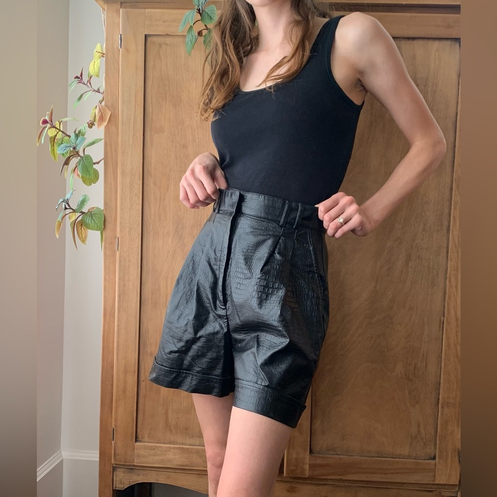 Crocodile faux leather shorts